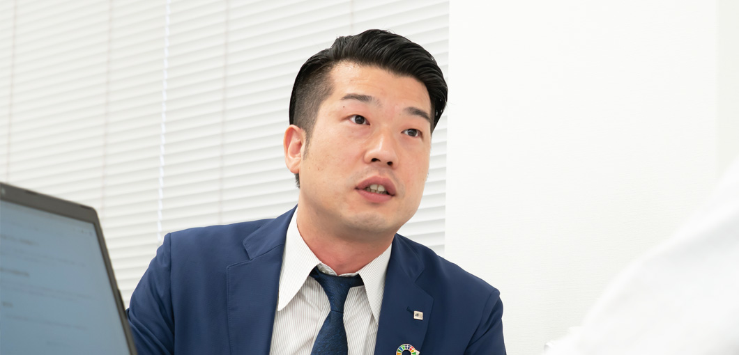 先輩社員の声：経営企画推進室　R. T.
