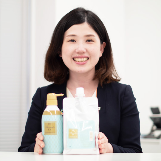国内外に一大ブームを起こすグローバルな商品を開発したい